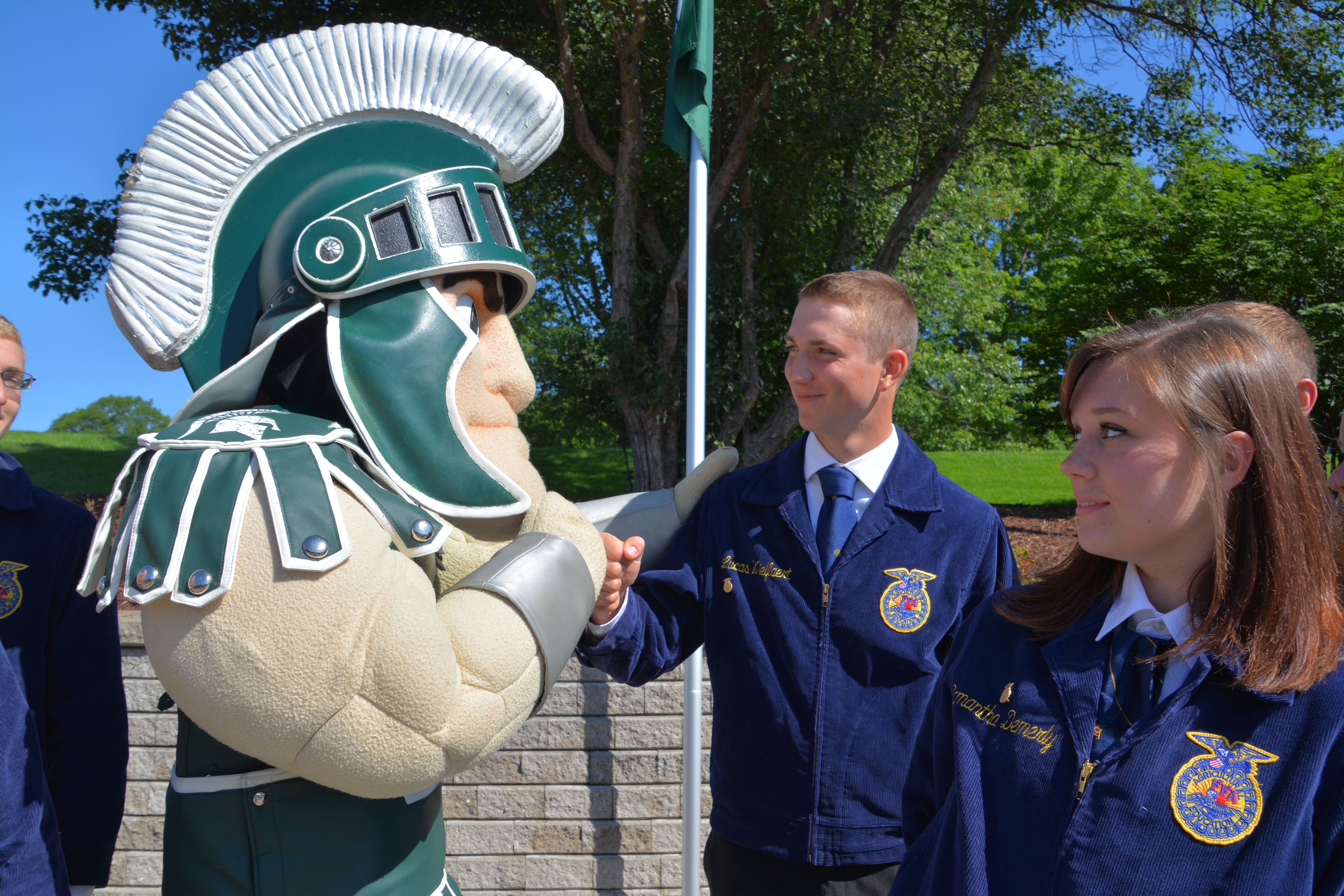 FFA students meet with Sparty.