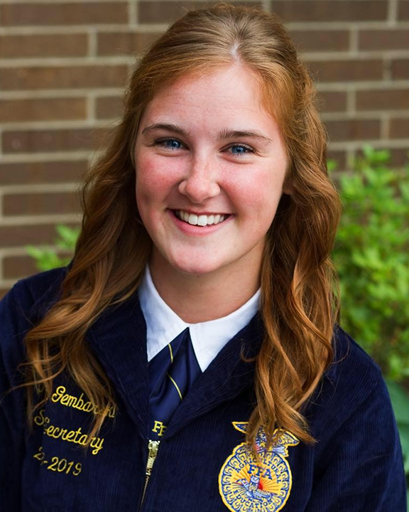 Raegan Gembarski wearing a Michigan FFA jacket