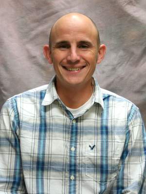 Marcus Duck Awarded 2024 Institute of Agriculture Technology Outstanding Faculty Award