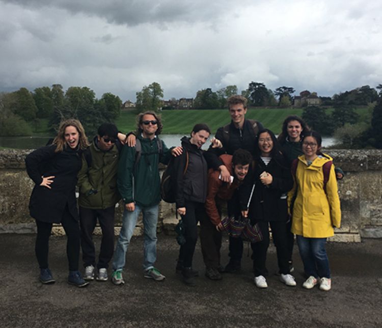 Image of Wakefield and her class in Blenheim, England.