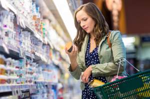 Americans pay attention to food labels, but are confused by what information matters