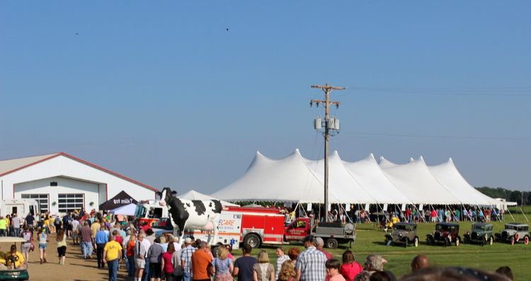 Breakfast on the Farm event.