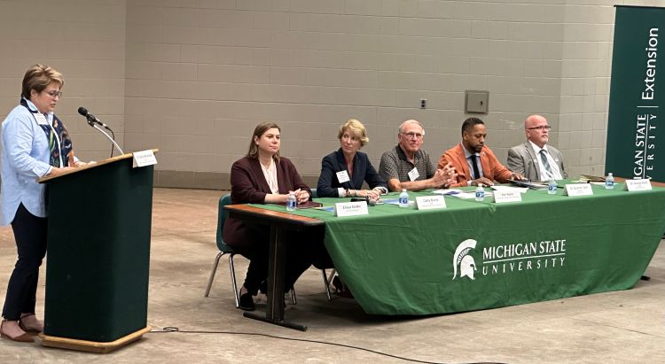 CANR Dean Dr. Kelly Millenbah introduces panel members for a roundtable to discuss how public support for agricultural research, development, and extension can help alleviate global hunger and malnutrition. Panel members were: Congresswoman Elissa Slotkin; Cathy Burns, Chief Executive Officer of the International Fresh Produce Association; Ken Nobis, Farm Journal Foundation Farmer Ambassador; Dr. Quentin Tyler, Director of MSU Extension; and Dr. George Smith, Director of AgBioResearch at MSU.