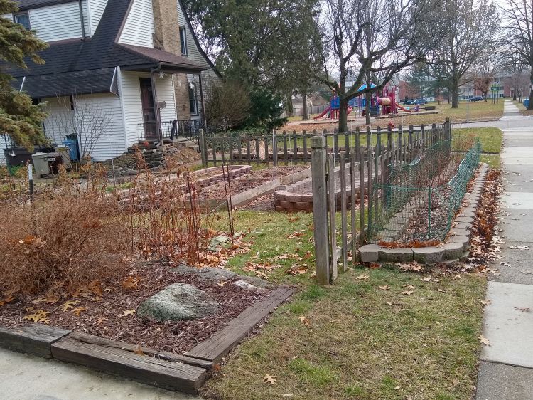 Landscaping stones used as a frame for growing garden crops