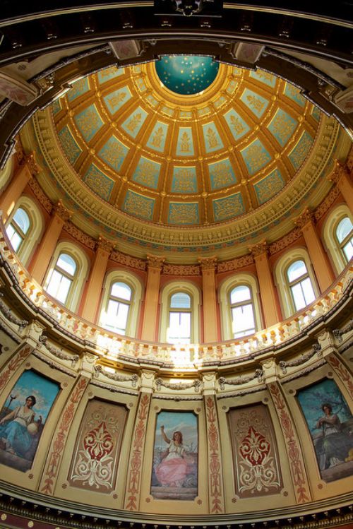 Shot of ceiling in MI Capitol Building